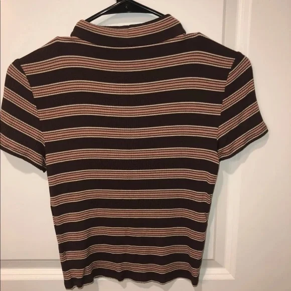 American Eagle Top - Picture 2 of 3